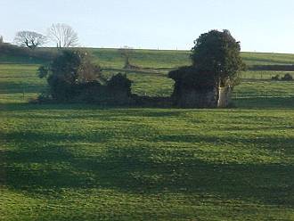 Balleen Church ruins photo.