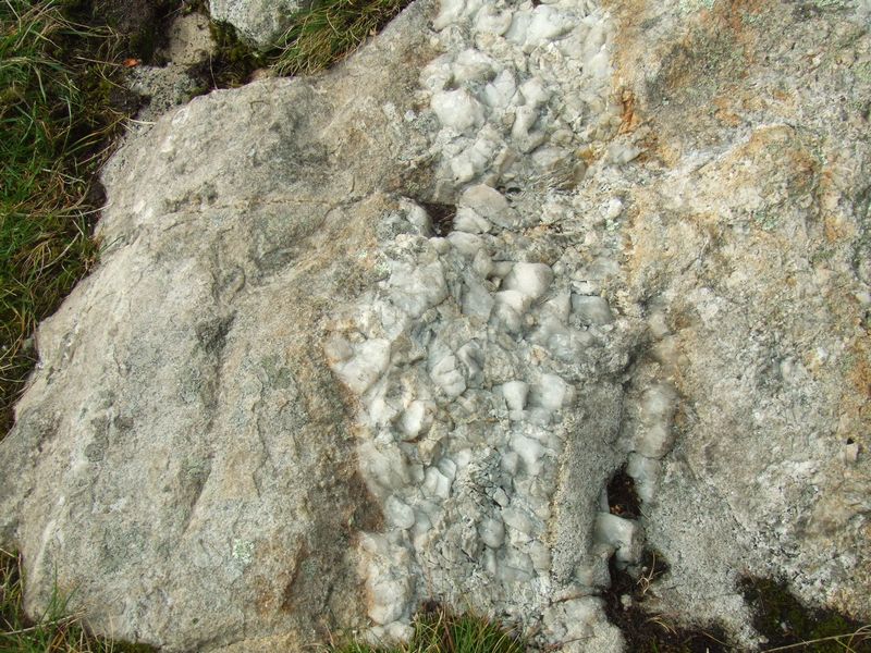 pegmatite in granite