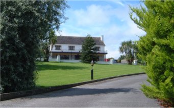 Brookfield House B&B  (Bord Failte Approved, Town  & Country Homes Member, Irish Tourist Board Approved)