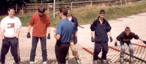 The Venturers try a spot of Skiing