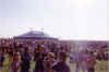 crowd.jpg (37387 bytes)