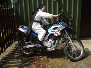 Mary, bike
