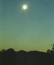 Eclipse 2001; click image for higher resolution (26K)