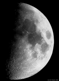 moon: click for higher res.