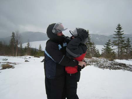 2u. Kissy, Kissy in the mountains