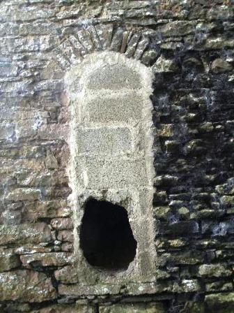 Possible postern door to castle 