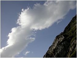 diagonal cloud