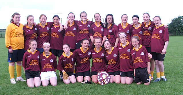 U-14 Muskerry champions 2006.JPG (76084 bytes)