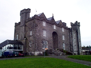 Dunamon Castle