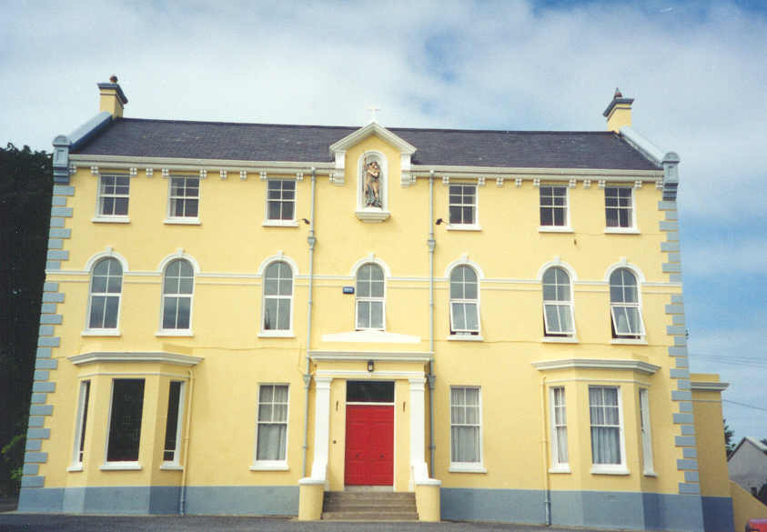 stmichaels.jpg (49640 bytes)