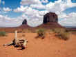 Monument-Valley,-Arizona.jpg (15138 bytes)