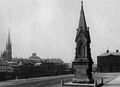 Whitworth monument image