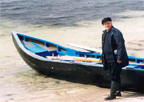 beach macdara boat