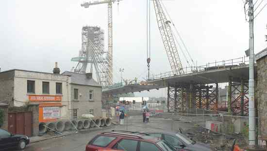 Taney Bridge in aanbouw - Dundrum Co. Dublin - Ireland - 2002 - www.fantasyjackpalance.com