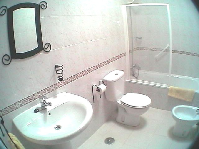 villa contento bathroom 2