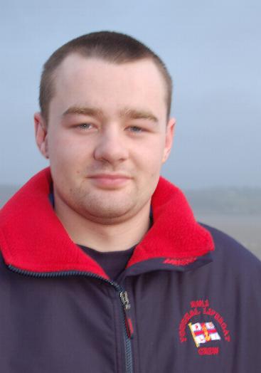 crew10.JPG (16657 bytes)